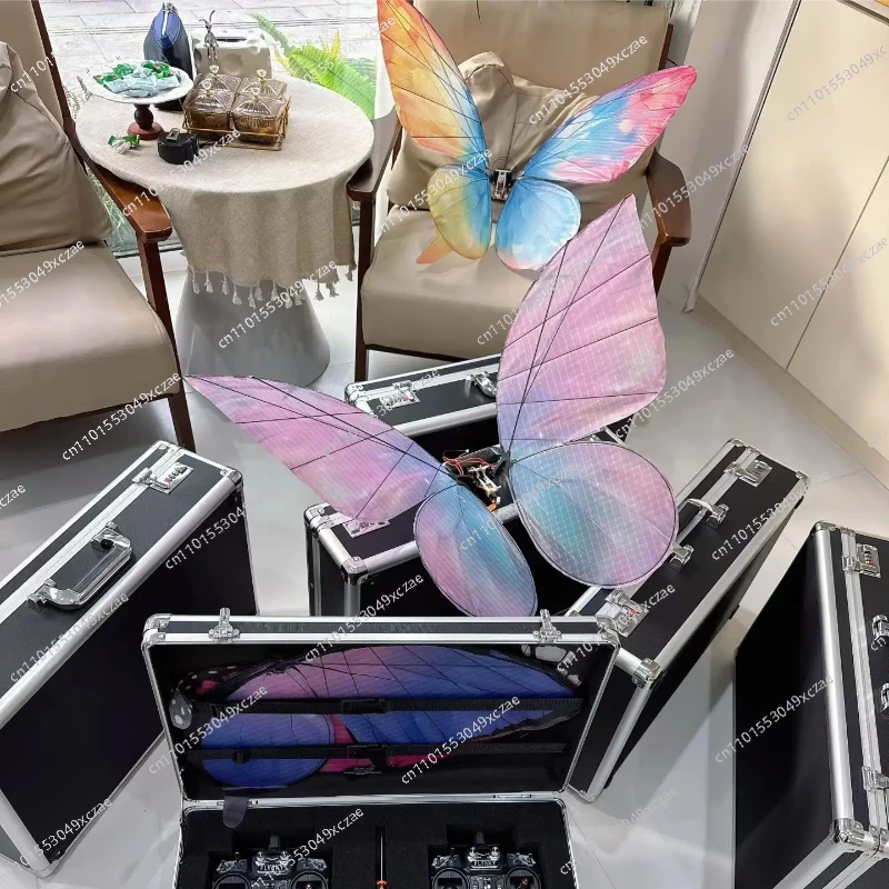

All with LED lights, with box，new Bionic butterflies, remote control version wedding rings, holiday props, flying toys, gifts