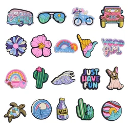 1Pcs Gorąca wyprzedaż New Arrival Summer Beach Shoe Charms for Crocs Akcesoria Pin Decorations Kid's Women Boy Girl Party Favor Gifts