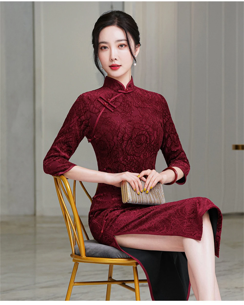 

Lady Elegant Velvet Jacquard Cheongsam Oriental Wedding Banquet Qipao Dress Mid-length Chinese Traditional Improved Evening Gown