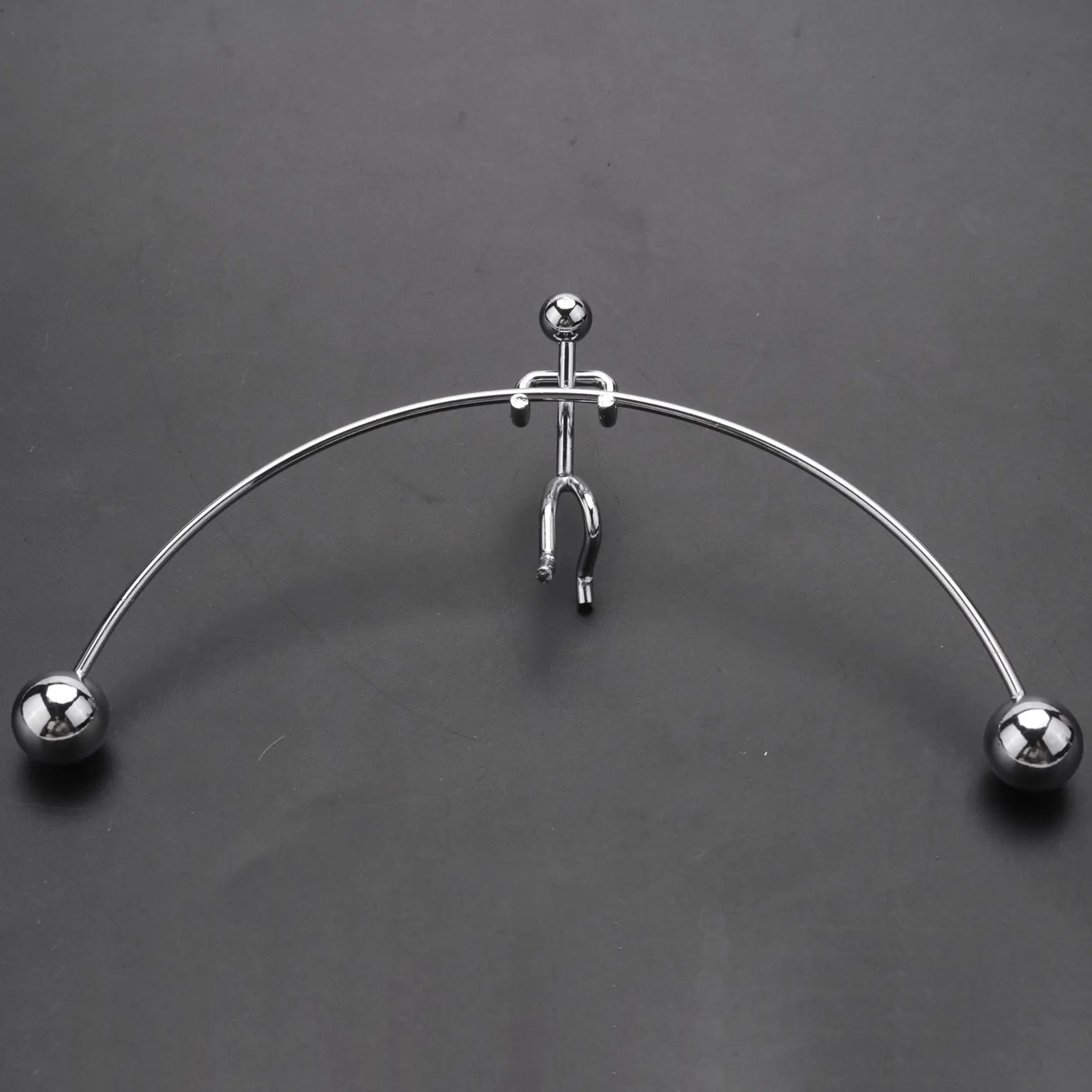 لعبة موازنة الإصبع ، أداة موازنة ديناميكية ، قاعدة نيوتن ، قالب رفع الأثقال ، أرجوحة فنية دائمة مصنوعة من المعدن ، حركية