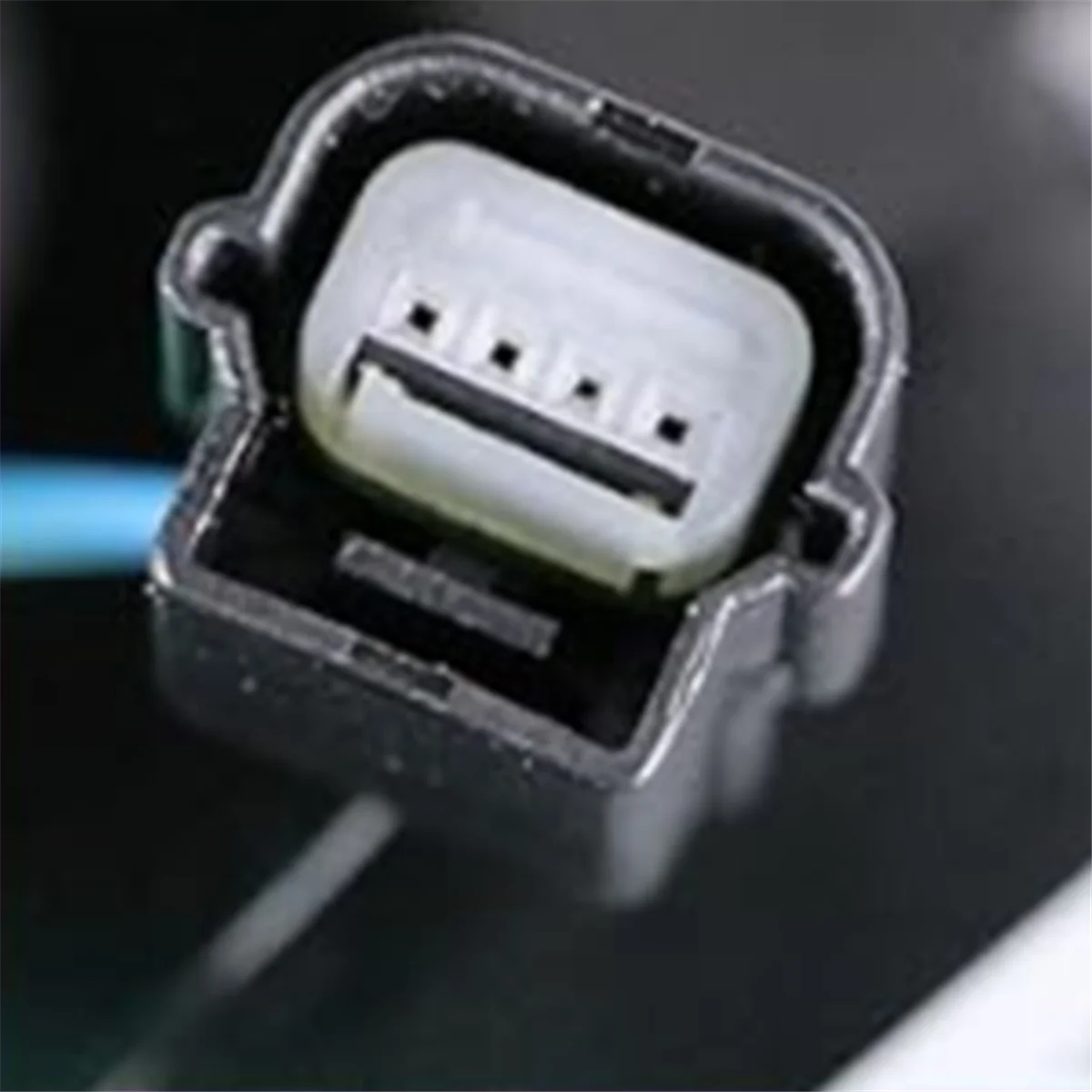 ضوء خلفي لسيارة جي إم سي أكاديا 2013-2016 أكاديا المحدودة 2017 مجموعة مصابيح خلفية LED خلفية مصباح خلفي جانبي 84051376 -PFM (يمين)