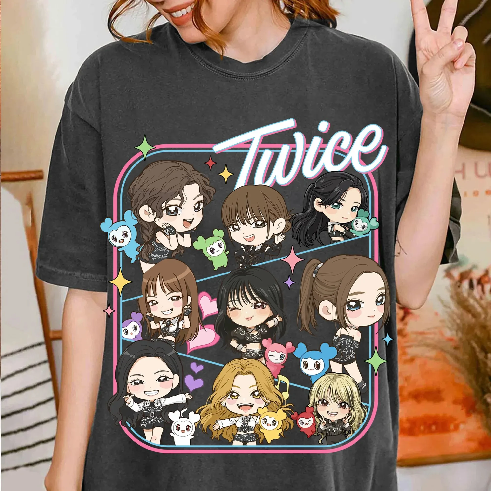 メ*ロ様 TWICE 全員　直筆サインTシャツ TWICE メンバー全員直筆サイン入りTシャツ公式ショップ限定