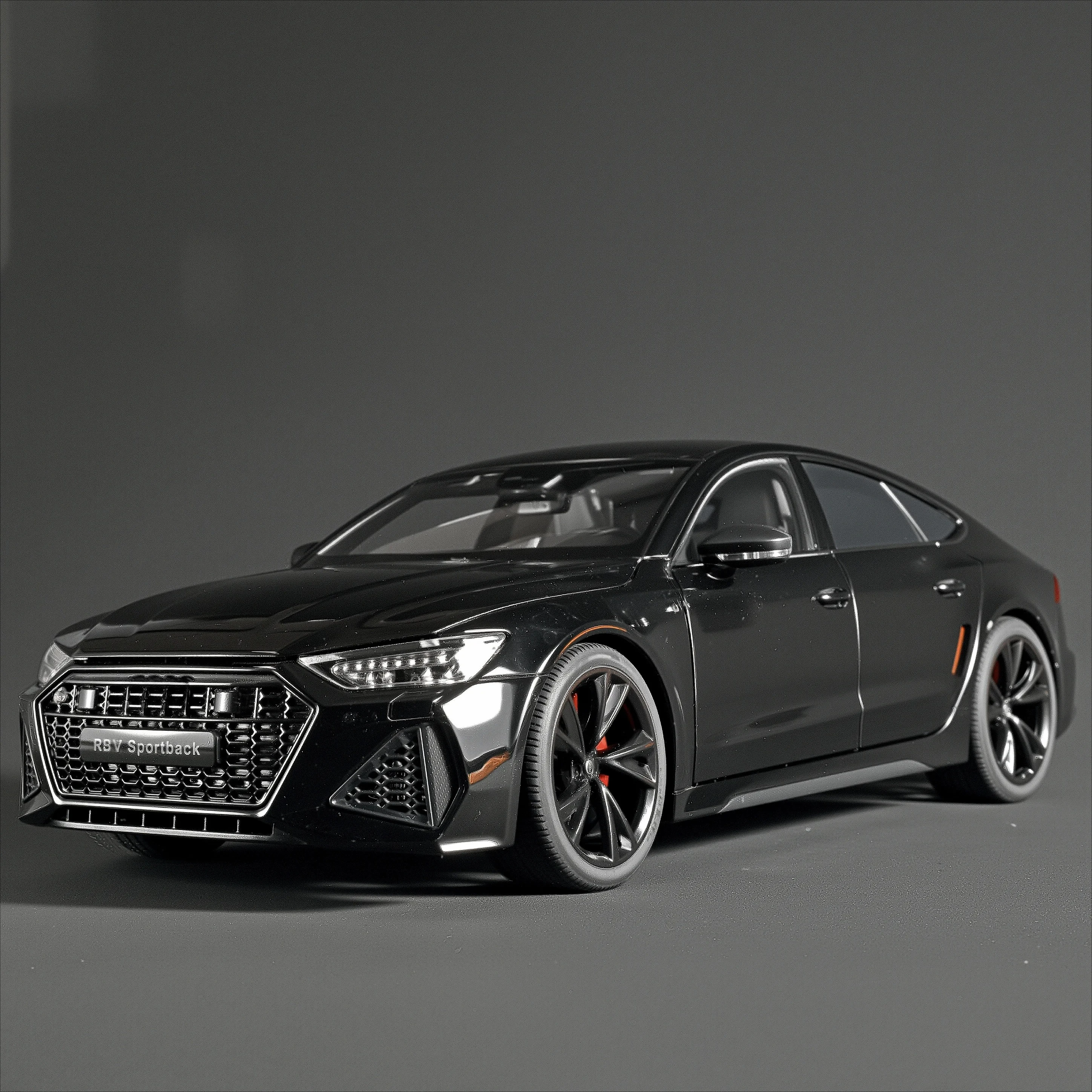 

1:18 RS7 Sportback из сплава металла, литой под давлением и модель автомобиля, детский игрушечный автомобиль, коллекционные предметы, миниатюрный домашний декор, домашний декор на день рождения