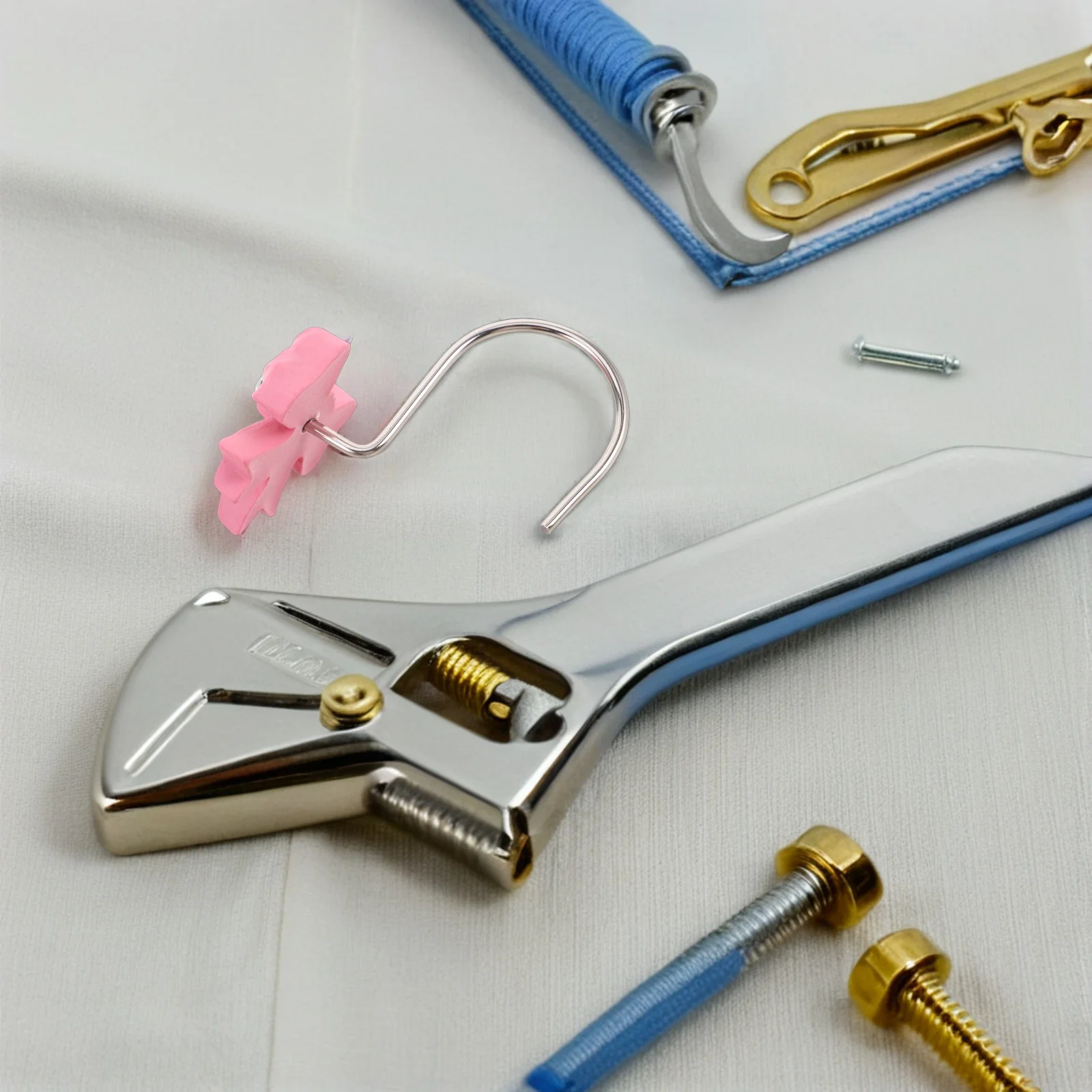 

12pcs Decorative Hooks Curtain Holdbacks Shower Bathroom Resin Material Strong Cute Curtain Decor Load Bearing