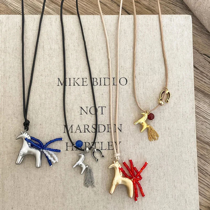 

Funny Horse Horseshoe Pendant Necklaces for Women Multi Tassel Beads Long Wax Rope Chain Necklaces Female Male Jewelry Gifts
