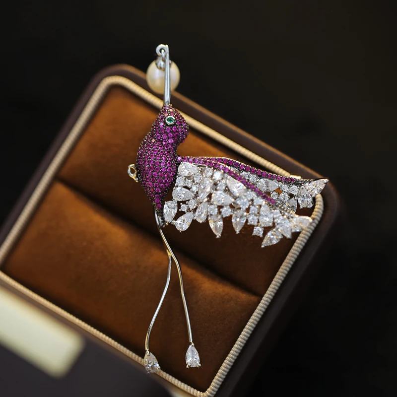Luxury Design Crystal Flower Basket Snowflake Brooches for Women Fashion Maple Leaf Animal Corsage Coat Suit Accessories Pins