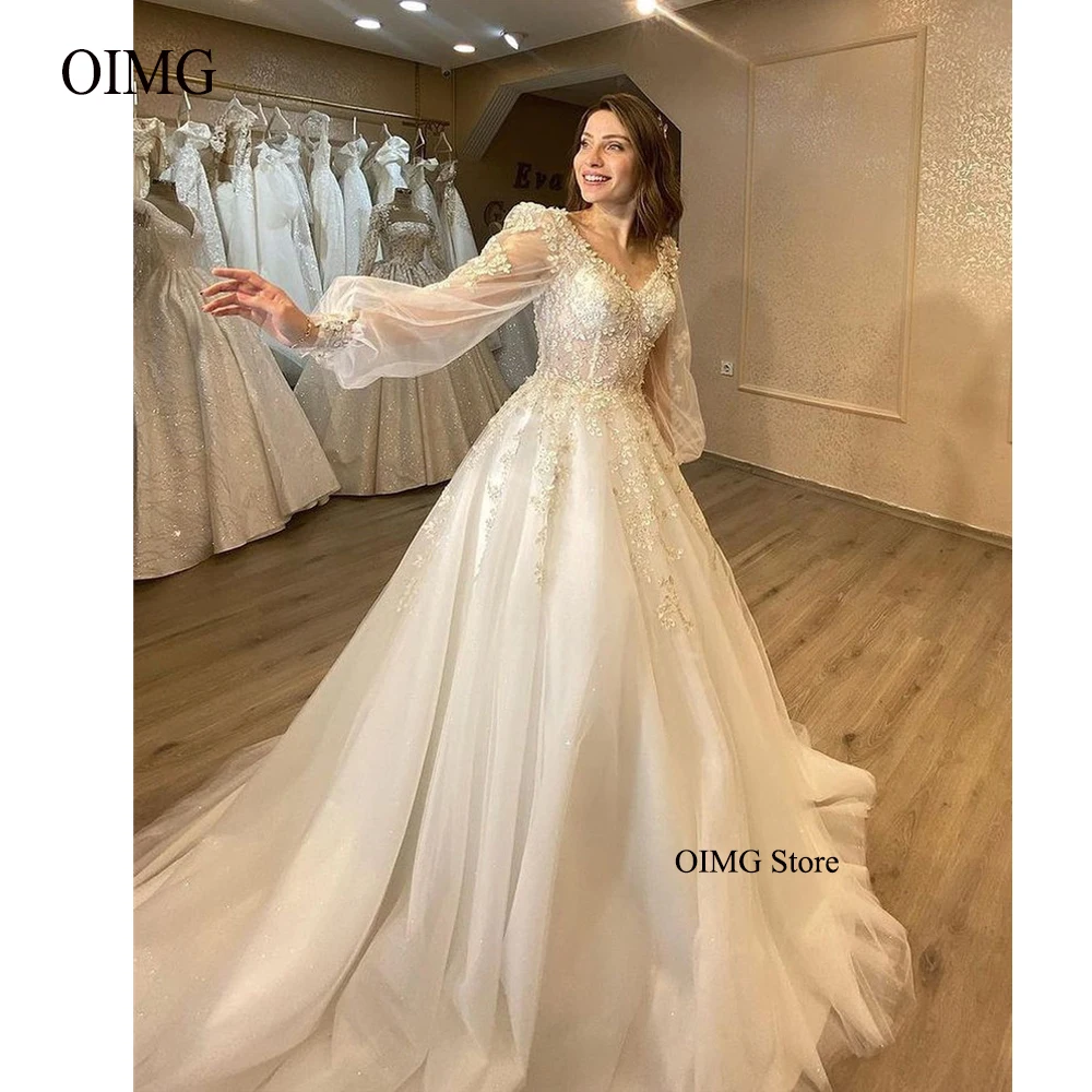 

OIMG Elegant A Line Tulle Wedding Dresses Lace Applique V Neck Sweep Train Dubai Arabic Women Bridal Gowns Robe de mariage