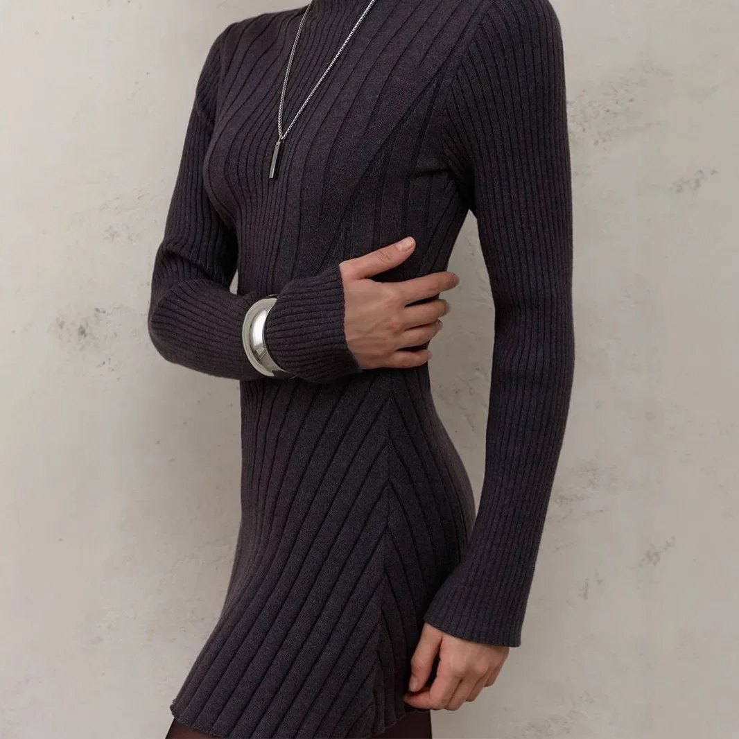 

2025 Knit Bodycon Dress Long Sleeve Turtle Neck Slim Fit Ribbed Sweater Dress Solid Color A-Line Mini Dress Casual Fall Spring