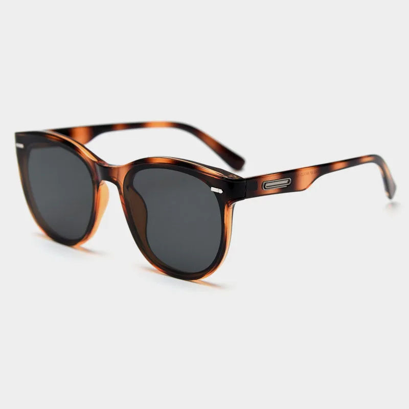 

Leopard Korean TR90 large frame fashionable sunglasses men and women with the same street shooting concave styling wear net red