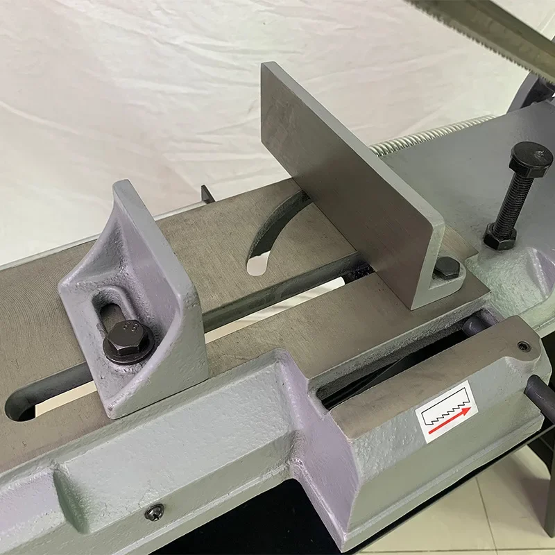 Small household workbench vertical horizontal woodworking metal cutting band saw