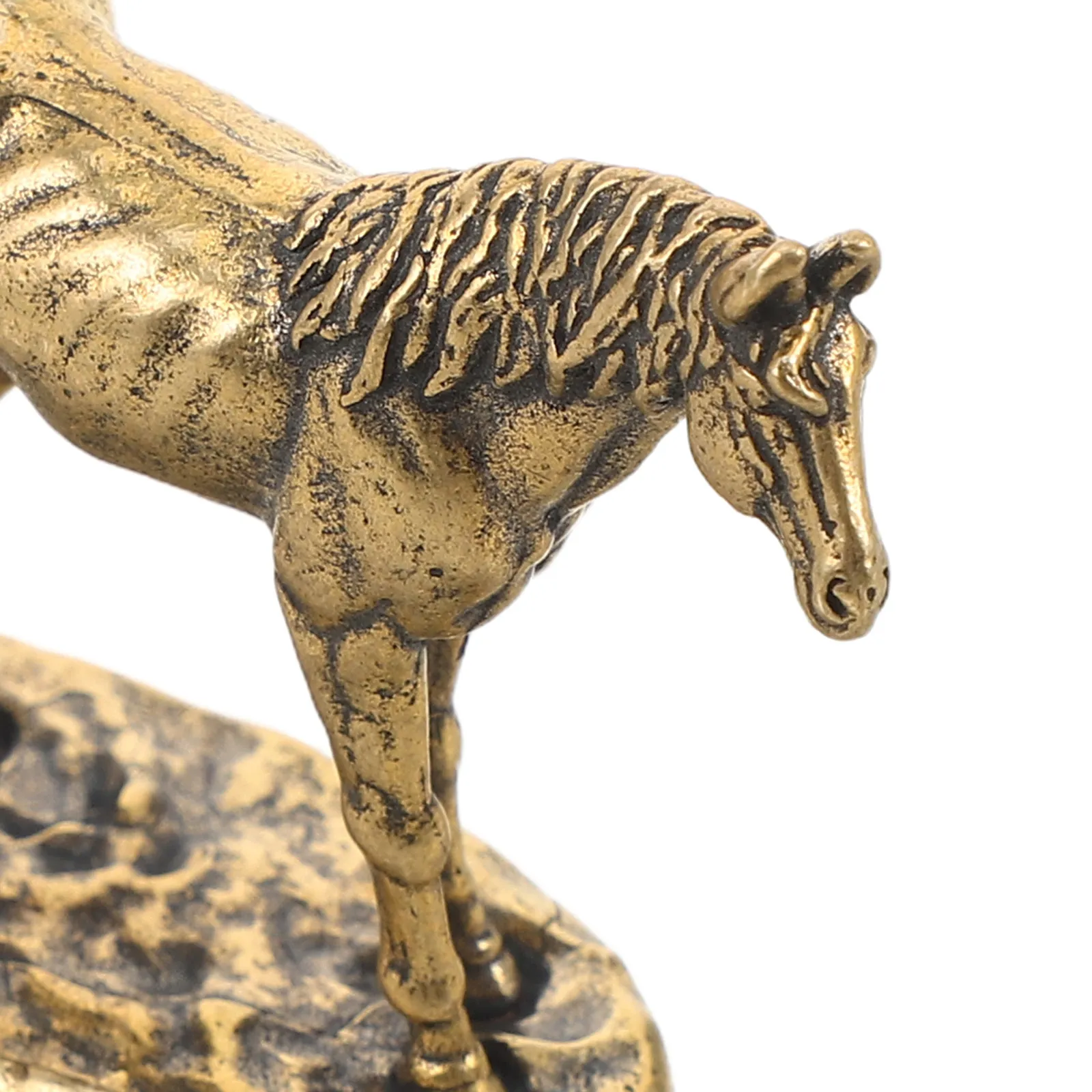 Realistic Brass Horse Sculpture – Solid Brass Stallion Zodiac Decor for Home, Office & Feng Shui Desktop