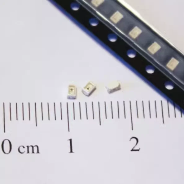 

Светодиод LYM67K с низким током 2 мА, 0805, керамический, желтый, высокой яркости