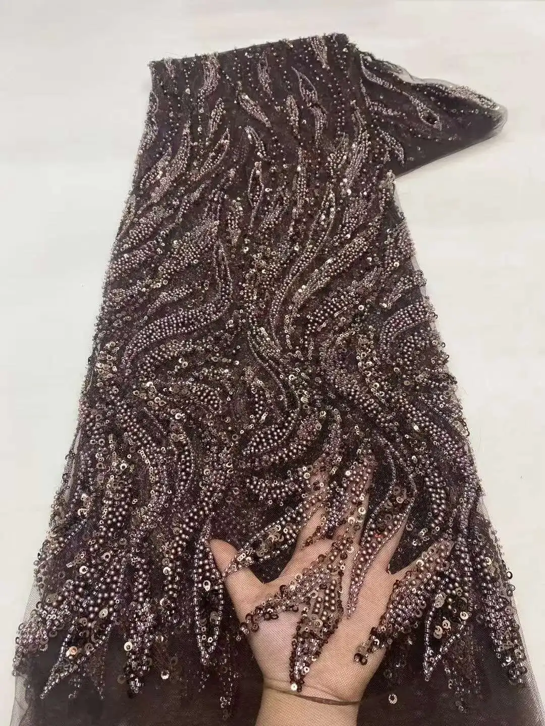 

Luxury African Sequins Sequins Lace Fabric With Bead Sequins For Bridal Dress 2025 Luxury Evening Dress French Lace 5 yards