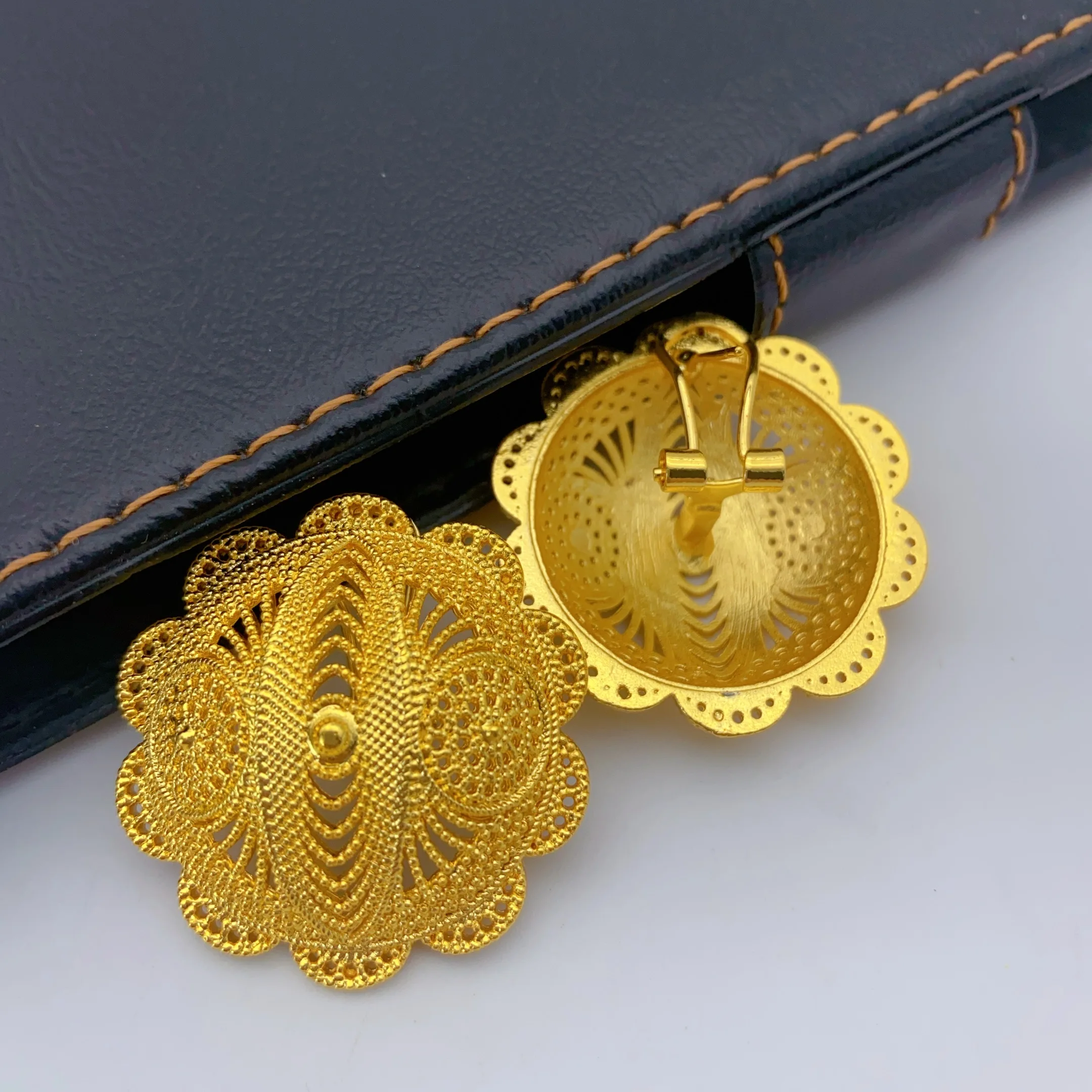 Thumbnail 4 - #5 Trending Necklace and Earring Sets Right Now