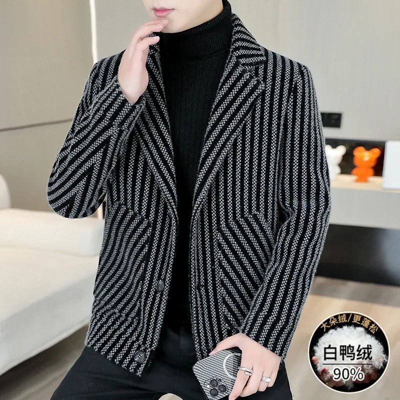 2025 men's suit collar down jacket, winter, new thickened warm striped woolen down jacket