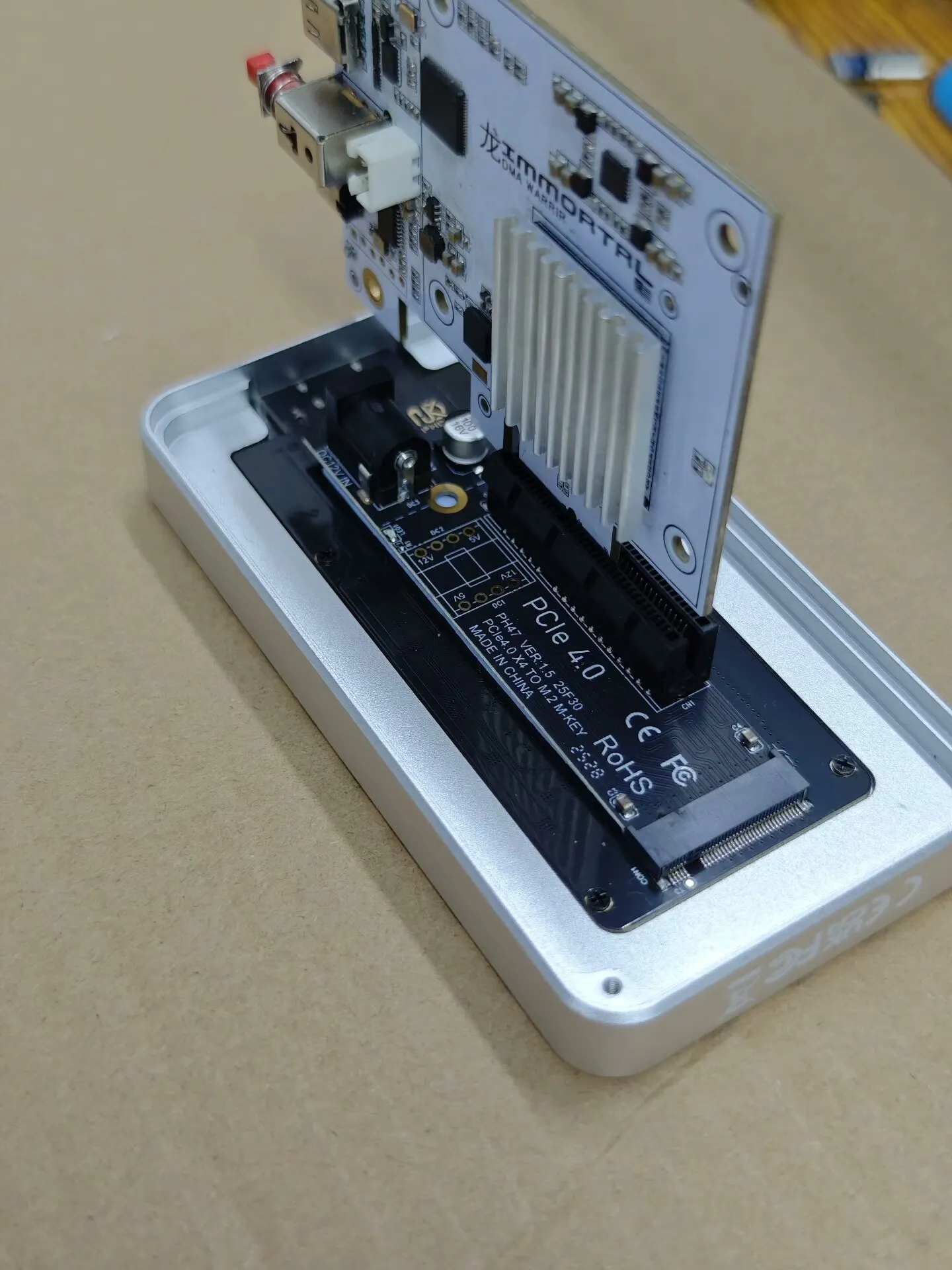 Thunderbolt 4 to PCI 5.0 Expansion Dock with DMA Support