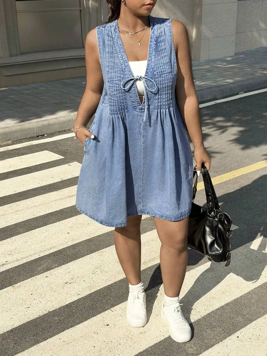 

Women V-Neck Tie Waist Pleated Sleeveless Loose Denim Jumpsuit Spring Summer Casual