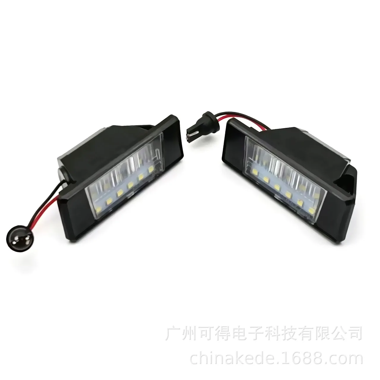 Suitable for Nissan Qashqai/X-Trail/X-Trail/Infiniti Q50 Sunshine Nissan cross-border LED license plate light