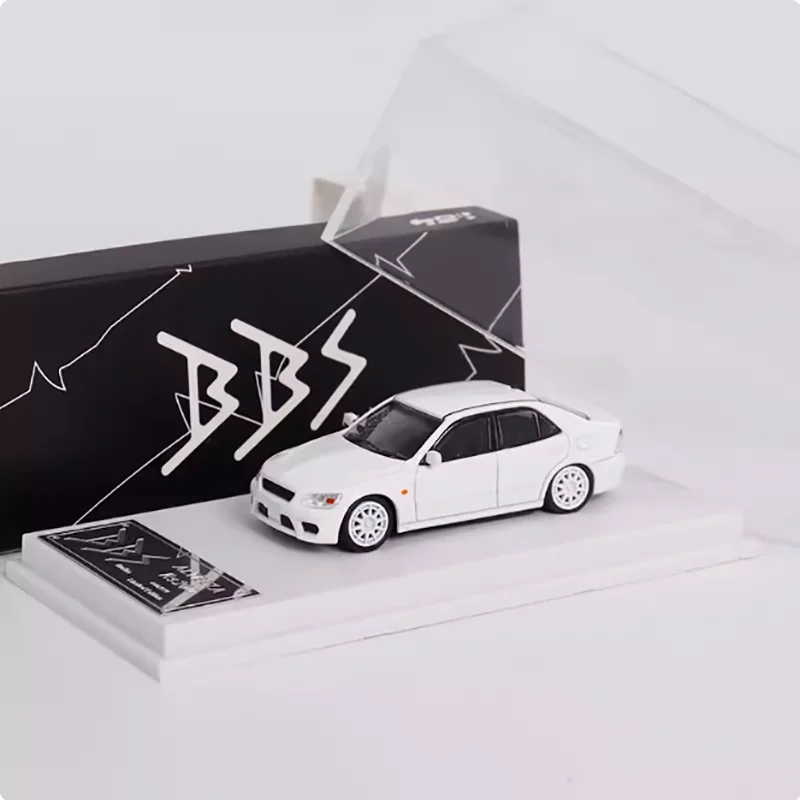 

Diecast Original 1:64 Scale Toyota Altezza RS200 Simulation Alloy Car Model Static Display Collectible Toy Gift Souvenir