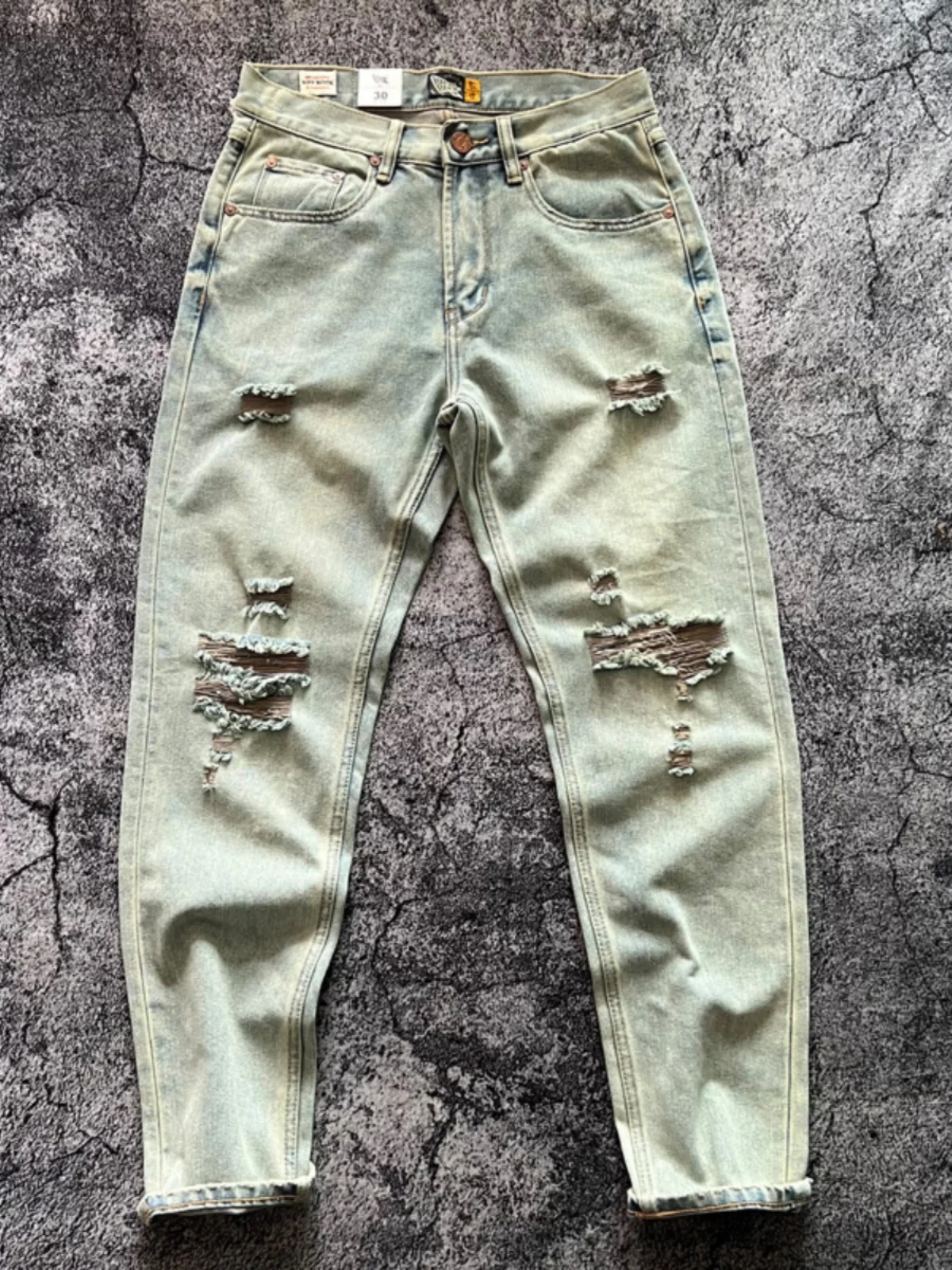 retro heavy old sand washed ground white ripped holes beggars slim fit straight light blue worn fashion jeans men y2k vintage