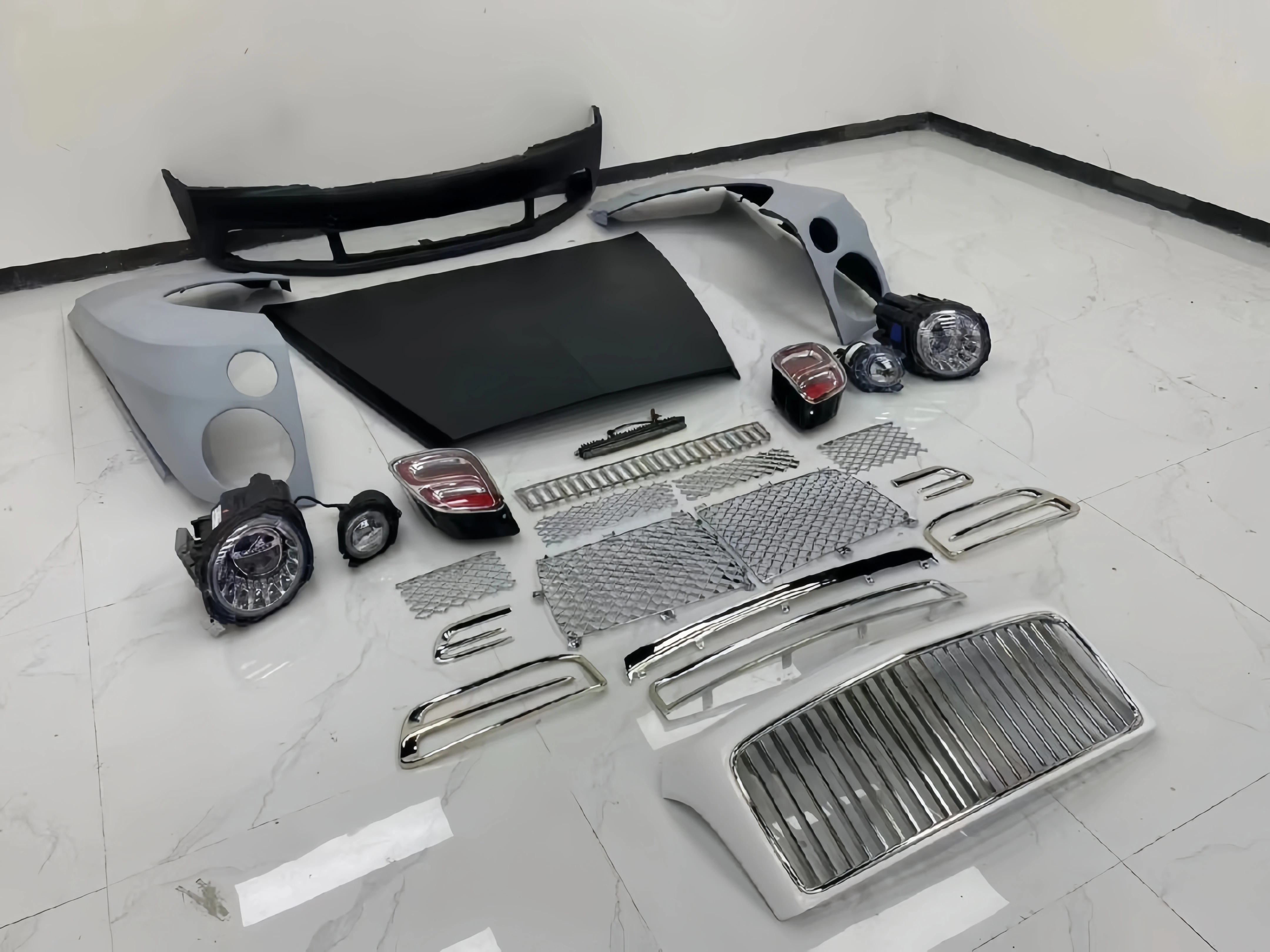 Full Custom Build With An Old-toBody Kit Suitable For Mulsanne Lossless UpgradeExtreme Makeover