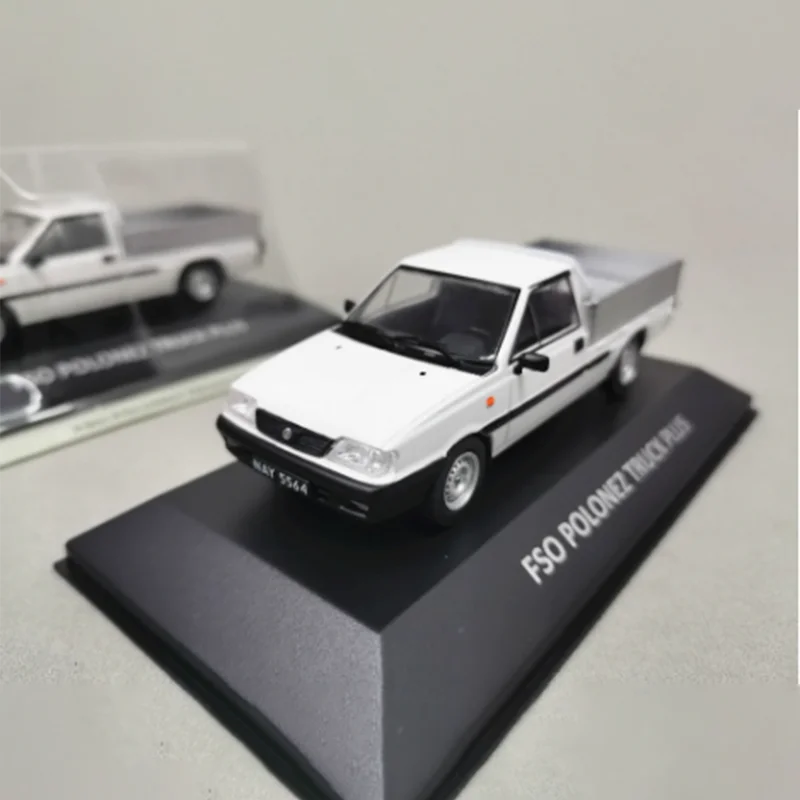 1/43 FSO POLONEZ TRUCK PLUS 2000 Alloy Pickup Truck Model Miniature Alloy Car Model Metal Vehicle Simulation Gift Display