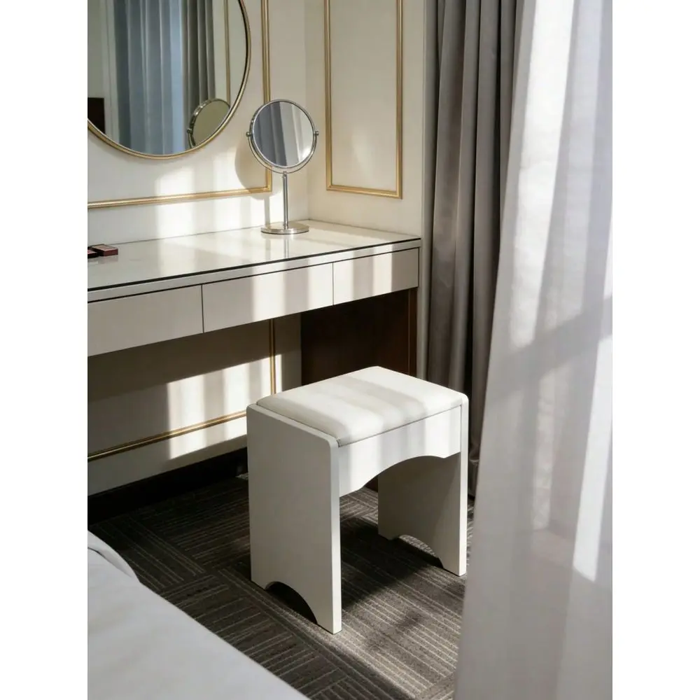 

White holstered Vanity Stool, Arched Leg Design Makeup Seat For Bathroom Vanity