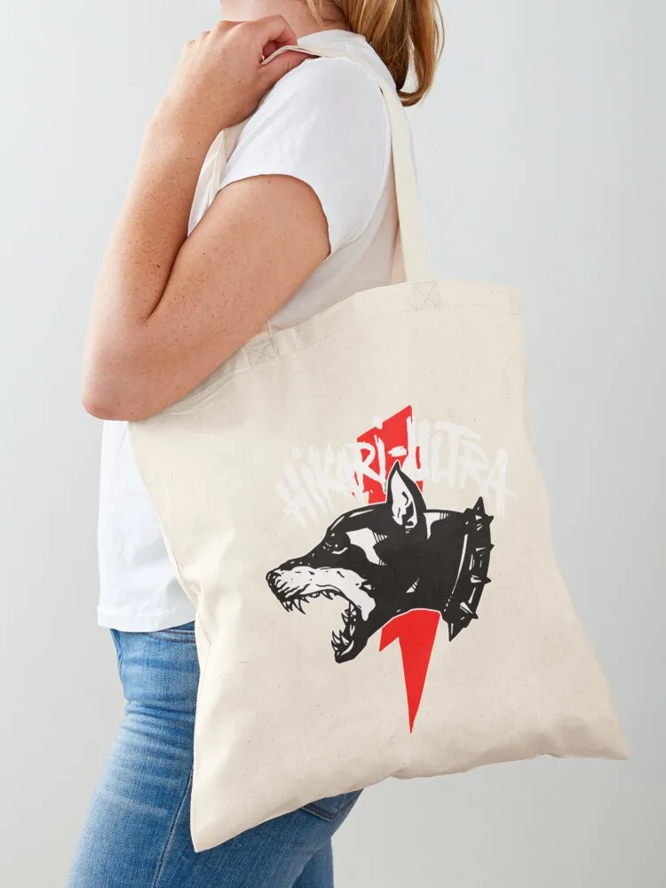 

Zillakami x sosmula Hikari Ultra Logo City Morgue красная сумка-тоут с болтом, сумки для покупок, складные сумки-тоут, эстетические женские покупатели