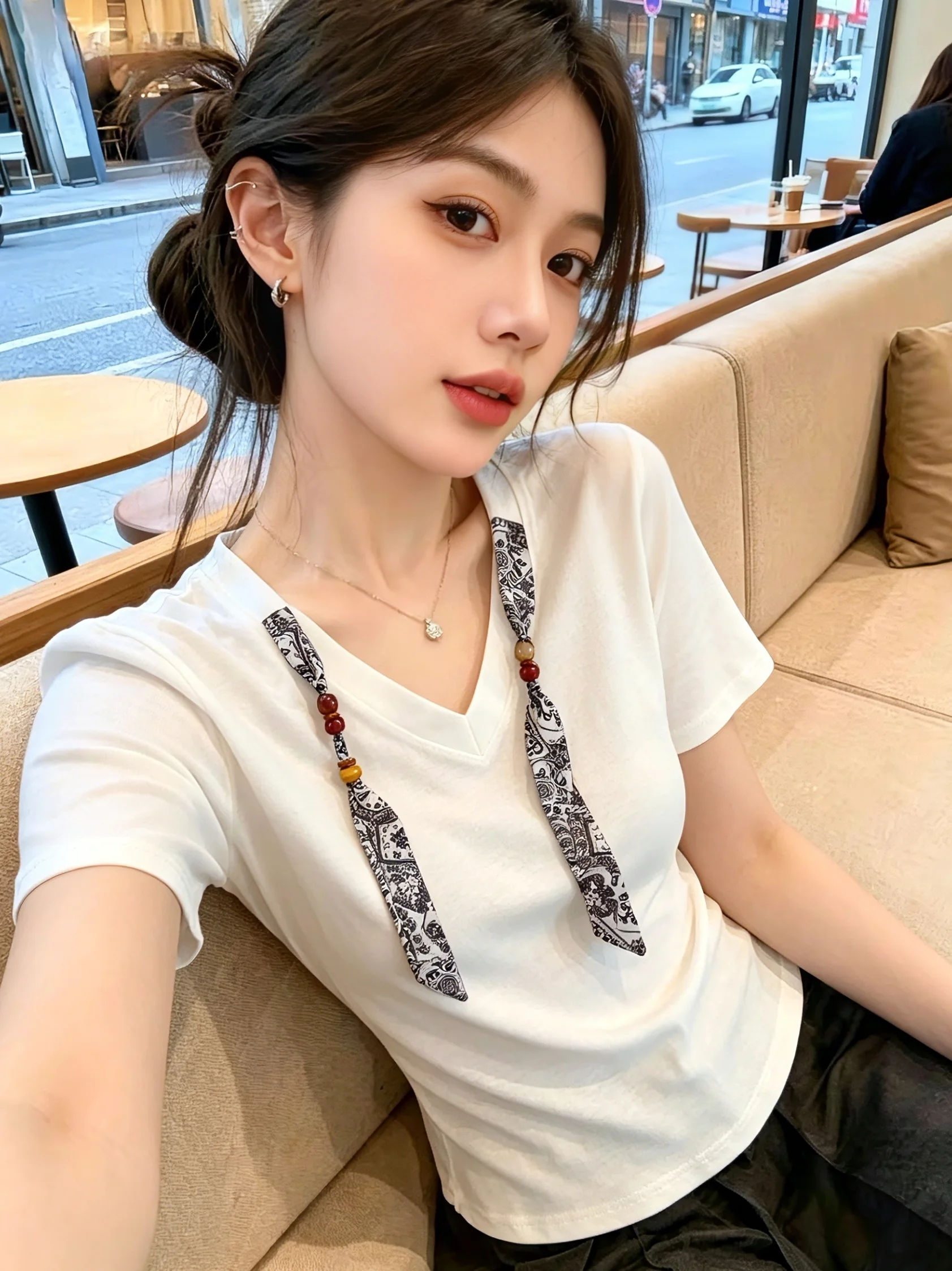

Silk Scarf V-Neck Short Sleeve T-Shirt Women's Summer New Style High-End Versatile Anti-Aging Top Self-Keeping Model Korean V...