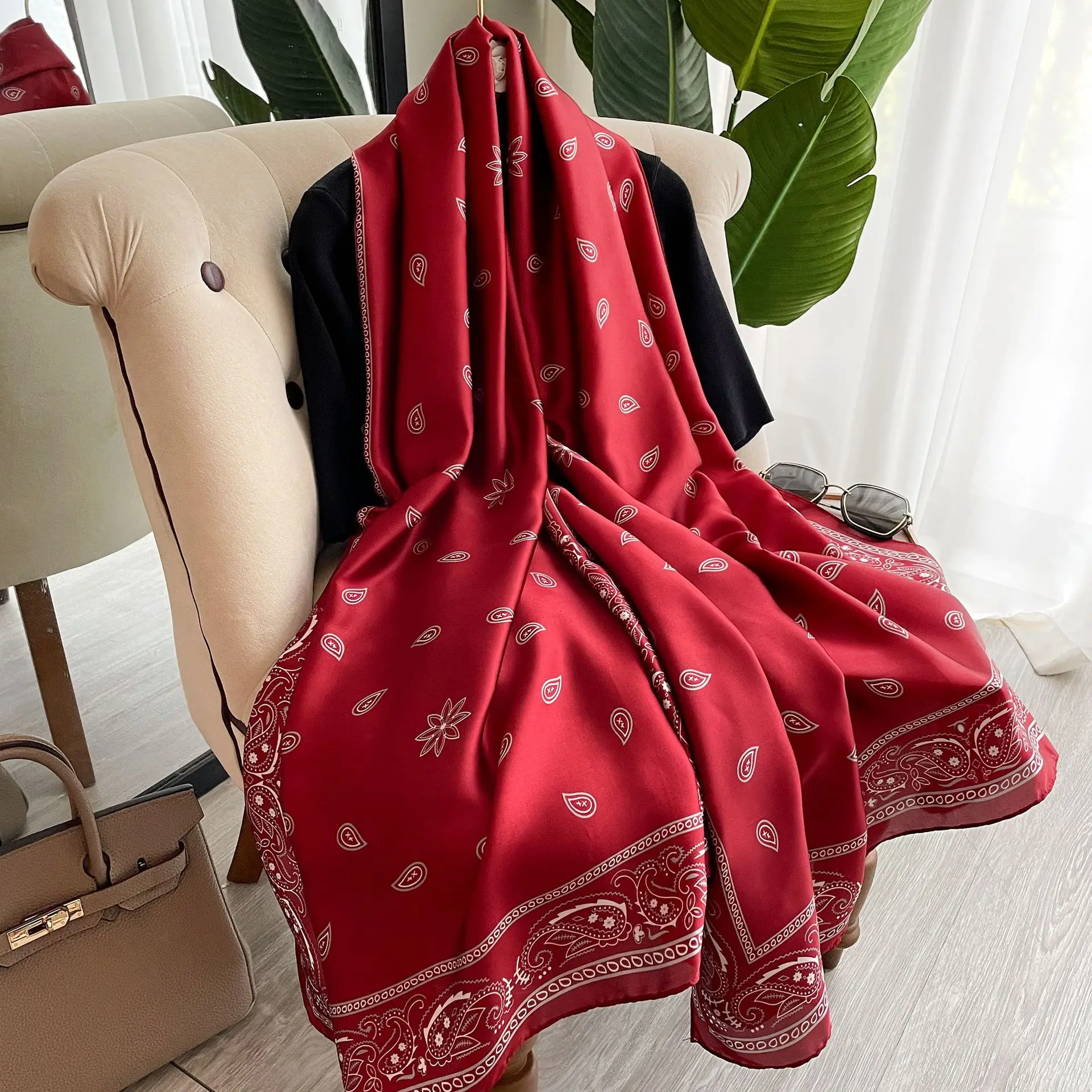 1 Pcs 180x90 Cashew flower patterned large scarf, imitation silk scarf, women's dual-purpose air conditioner shawl, gauze towel,