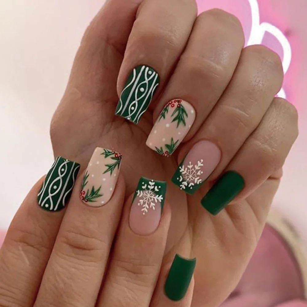 

Christmas Stiletto Fake Nails for Women Girls Tree Sweater Designs French Press on Nails Wearable Full Cover False Nails CF41