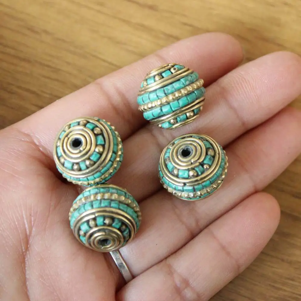 BD259 Handmade Nepal Beads Brass Inlaid Turquoises Coral 18mm*16mm Round Beads Jewelry Accessories 4 Beads Lot