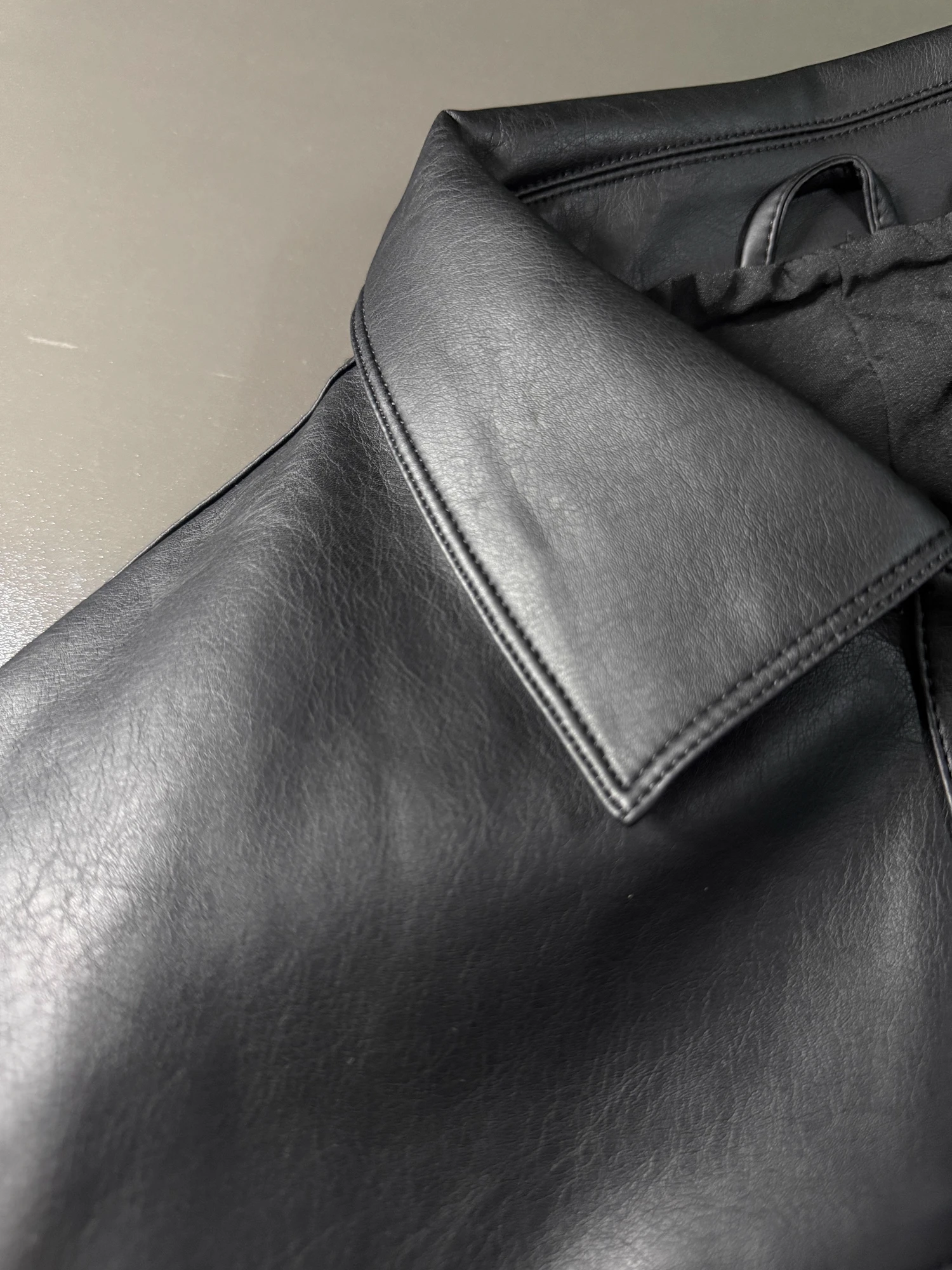 Slim Fit Leather Jacket for Men Short Soft Material Autumn Winter Hidden Button Motorcycle Coat Luxury Light Weight Men's Jacket