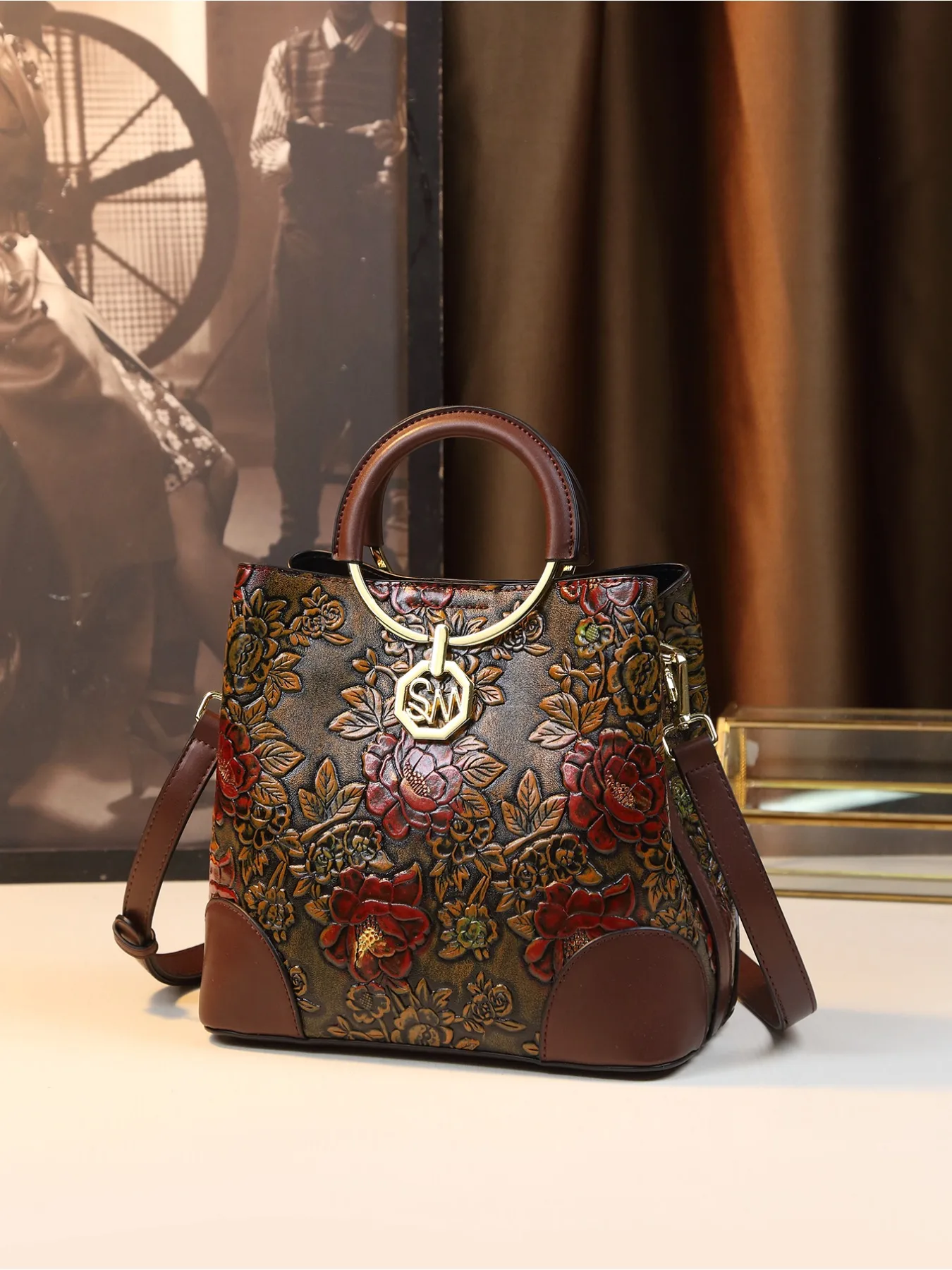 

Женская сумка с тиснением в стиле ретро с цветочным узором, сумка через плечо с тиснением, маленькая сумка-ведро