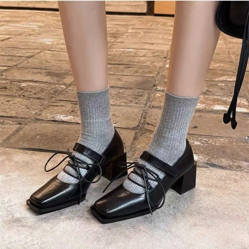 

Ретро-туфли на платформе с квадратным носком и ремешками, модные, весенне-осенние, новые, удобные женские туфли