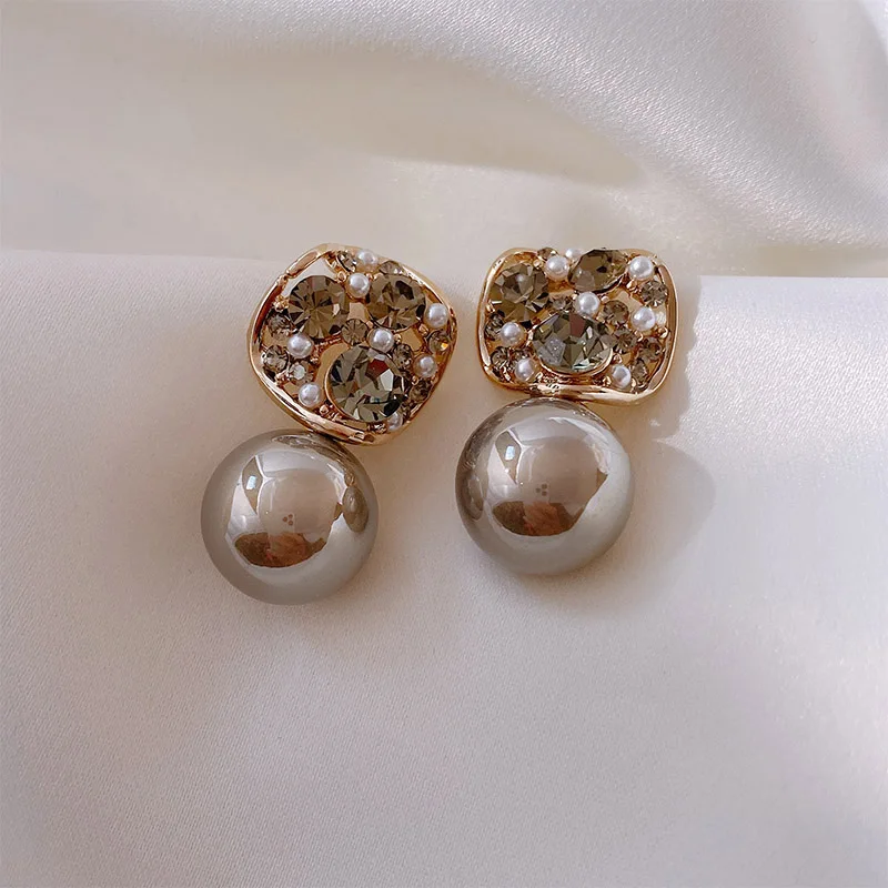 

Elegant Earrings for Women Fashion Big Grey Imitation Pearl Drop Earrings Rhinestone Studs