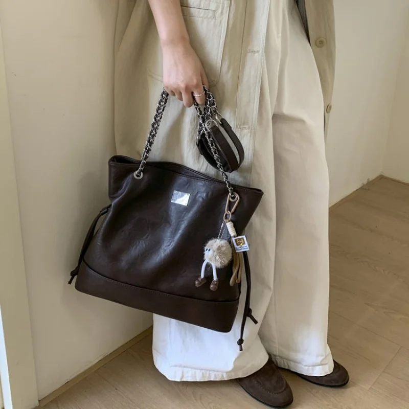 

Elegant Women's Messenger Bag Made Of Marten-Print Leather Boasting High-End Scotland Trendy Vintage Spacious Look