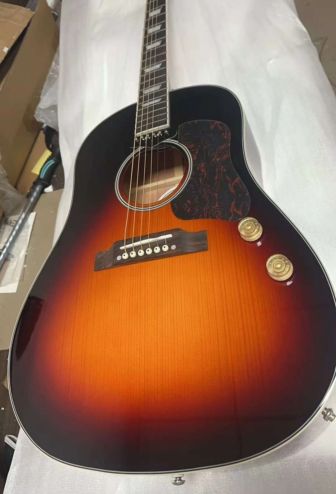 2026 Hot Sale 160E Sunburst Acoustic Guitar with Solid Spruce Top, Rosewood Body, Rosewood Fingerboard & Neck, Bone Nut& Saddle