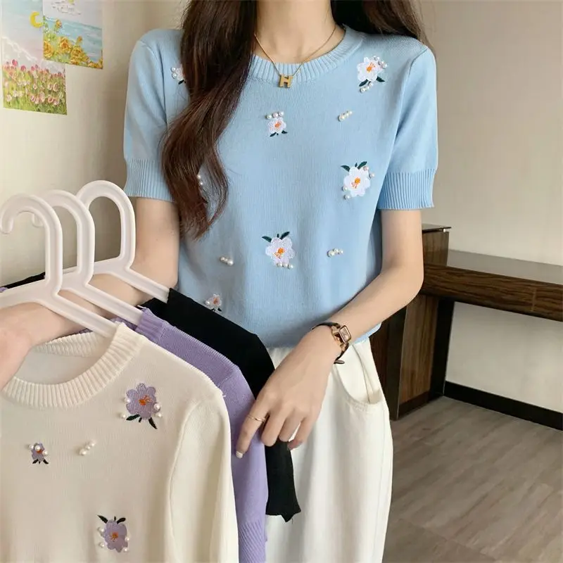 Women Summer Chic Embroidery Floral Pearl Black Knit T-Shirts 2025 Lady Graceful Slim Short Sleeve Tees Daily Joker Tops Female
