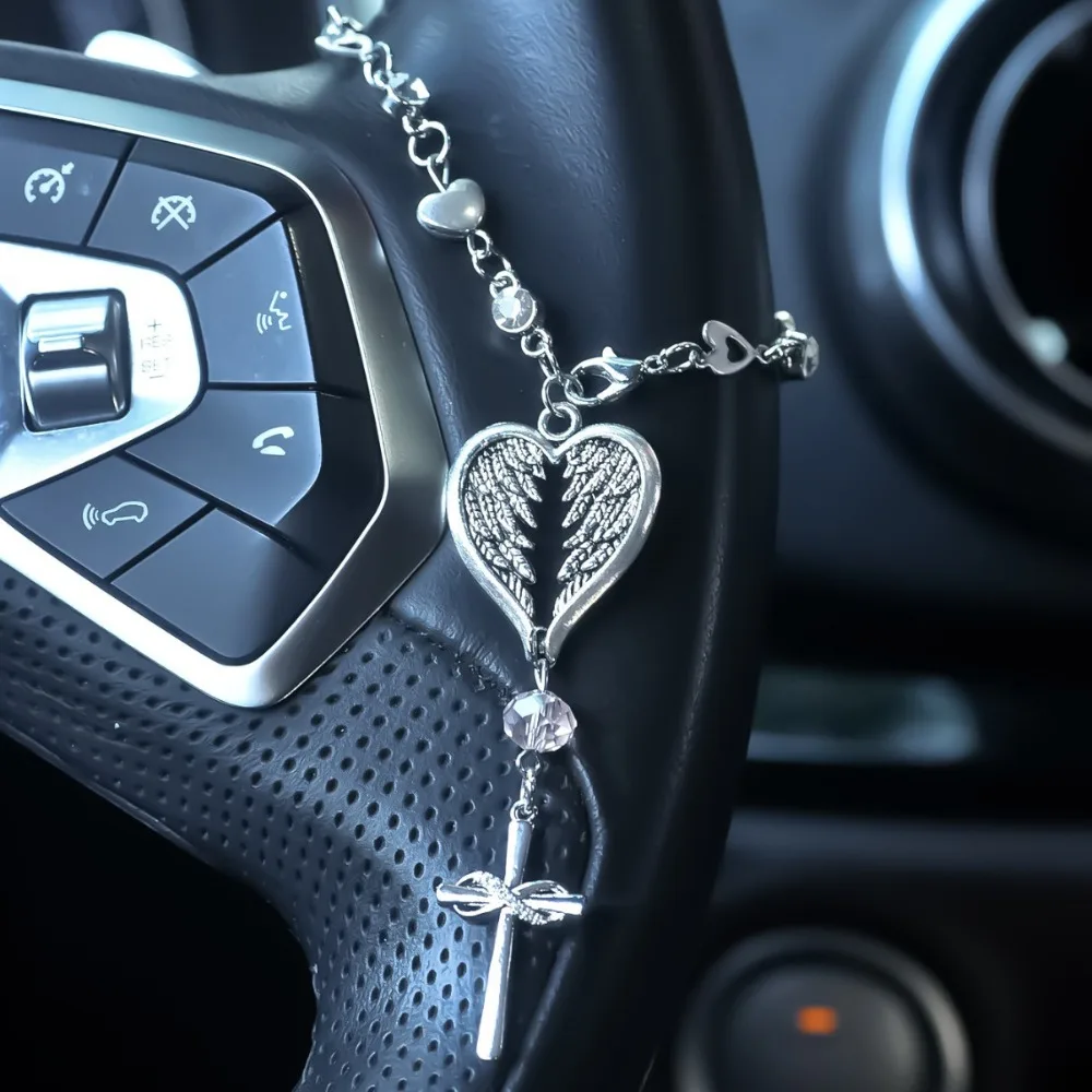 Retro Temperament Angel Wing Heart Cross Pendant Car Hanging Ornament Key Chains for Women Men Steering Decor Festival Jewelry