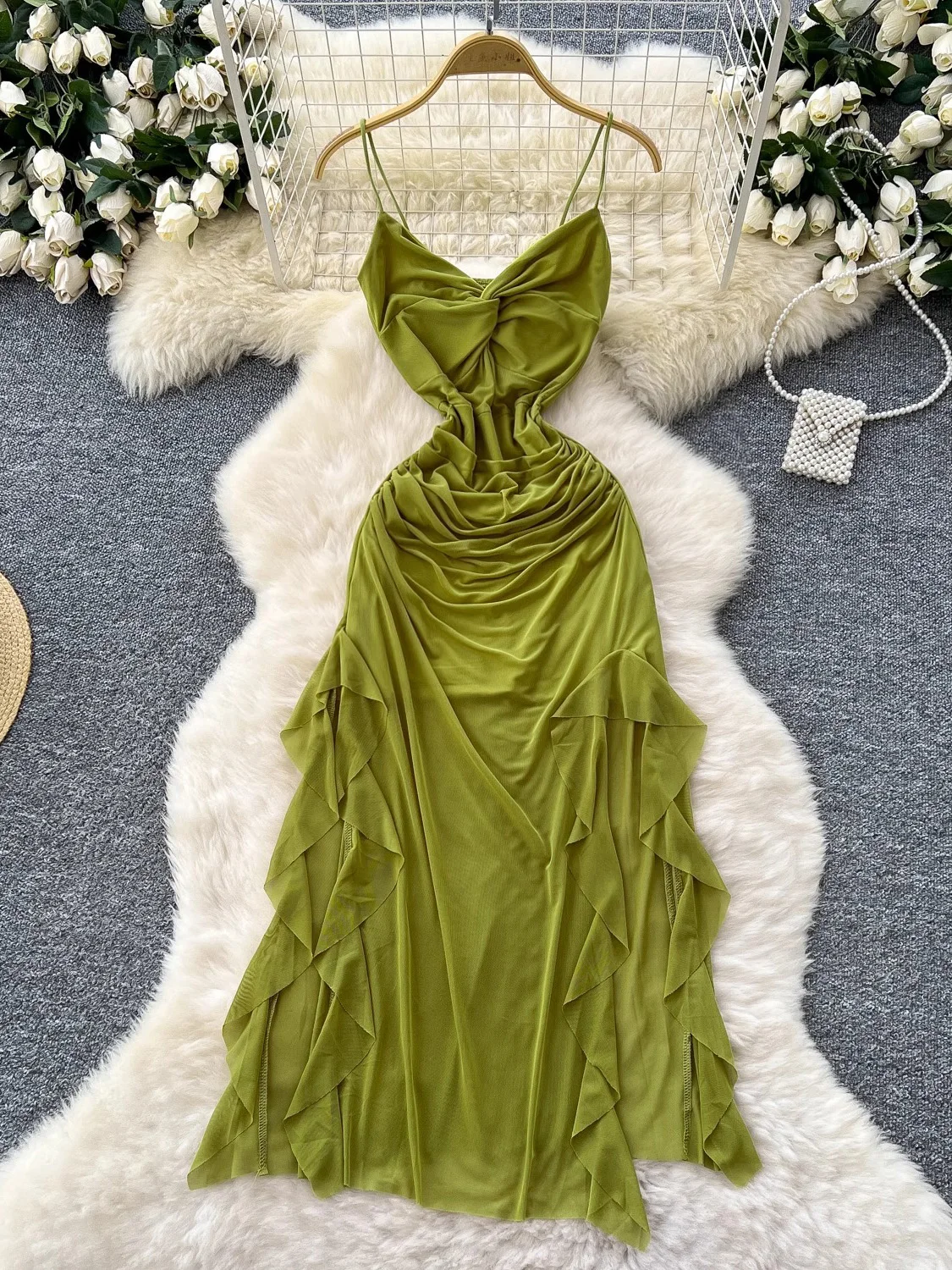 Verano Mujer púrpura/verde/negro Irregular Spaghetti Strap vestido Sexy con cuello en V cintura alta fiesta Midi Vestidos bata de playa nuevo 2025