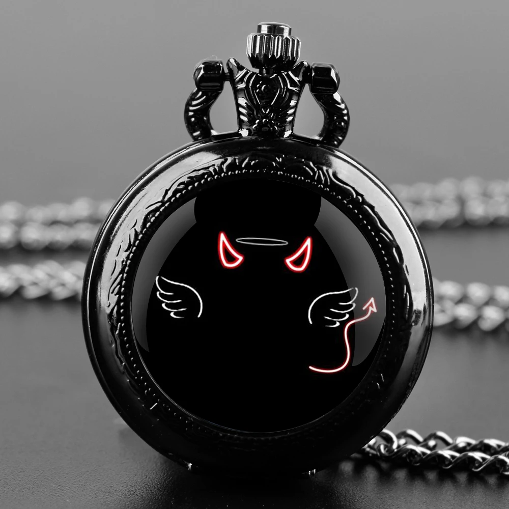 ساعة جيب كوارتز سوداء على شكل قبة زجاجية من Devil Angel مع قرص أرقام عربية وسلسلة متينة هدية للرجال والنساء