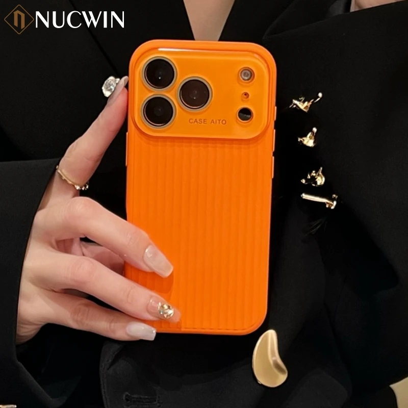 Gewellte Streifenmuster-Hüllen für iPhone 17 16 15 14 13 12 Pro Max 17 Air Flüssigsilikon Stoßfeste Matte Bumper-Handyhülle