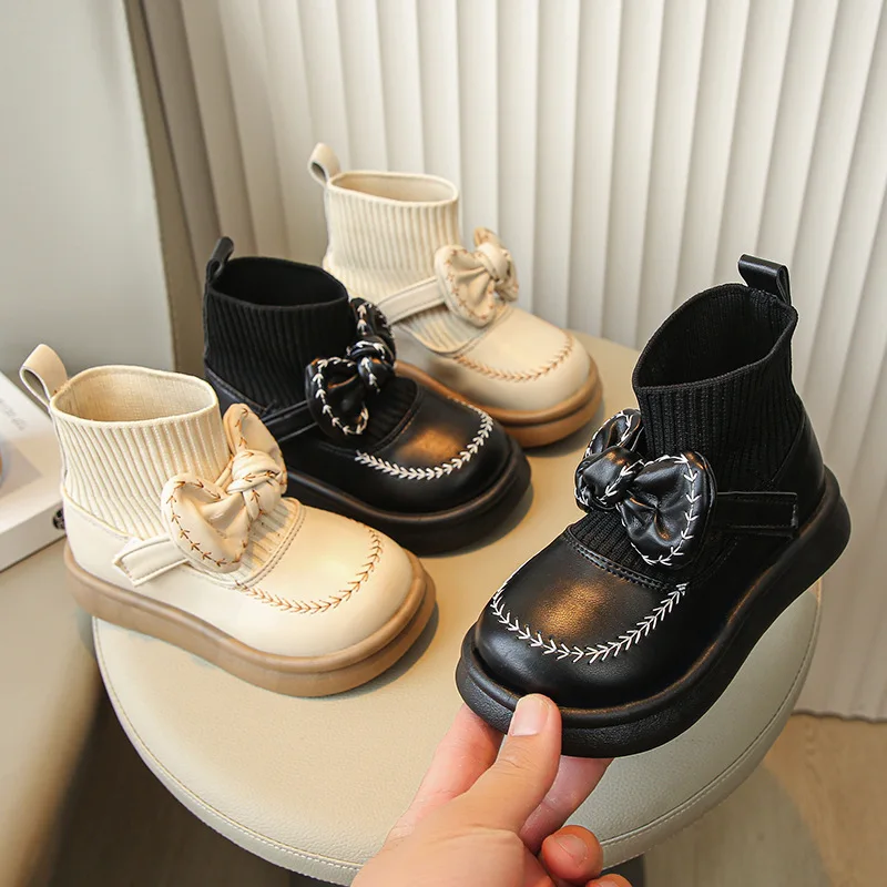 

Botas Fashion Girl Shoe 2025autumn Fashion Child Shoe Bow Princess Shoe Stylish Soft Sole Socks Gril Boot Versatile Women Boots