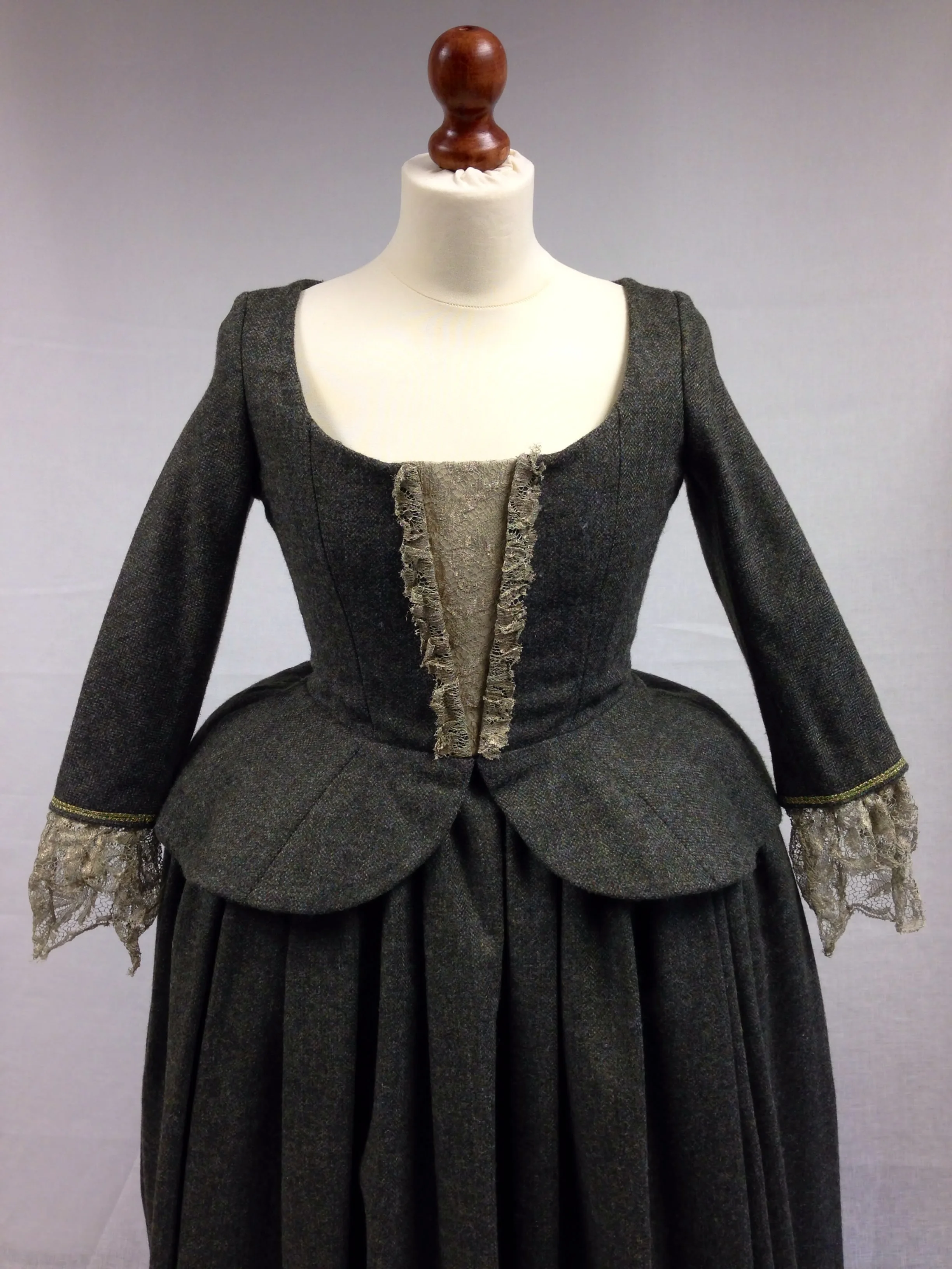 تلفزيون أوتلاندر كوسبلاي كلير راندال زي تاريخي عصر النهضة الفيكتوري هايلاند روكوكو فستان حفلة الشاي ثوب الكرة