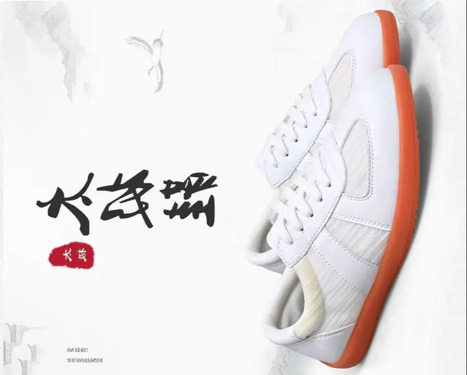 Sepatu jalan wanita, ringan, bernapas, sepatu olahraga anti selip; Alas kaki pria yang nyaman dan bergaya.