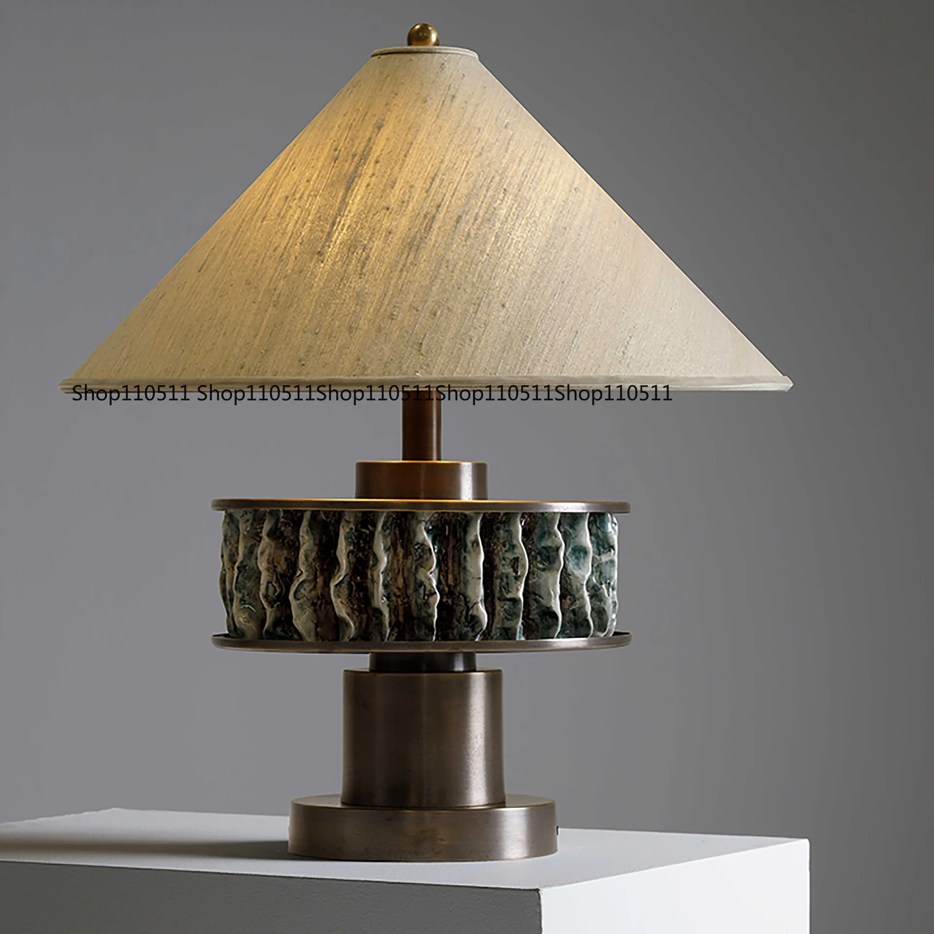 Nordic atmosphere decoration cream Japanese cloth cover hotel bedroom bedside modern fabric mushroom lamp