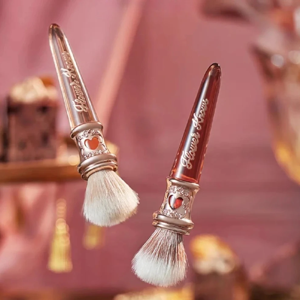 Flower Knows Chocolate shop Cosmetic Brush Face Brush Highlighter Bronzer Contour Soft Makeup Brush