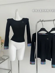 Camisetas de retazos a cuadros bordadas para mujer, camisetas de manga larga, Tops de cuello redondo, moda coreana Vintage de los años 2000, tendencia estética Simple