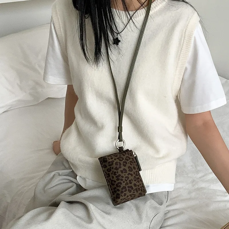 Version Of Niche Instagram Fashion Leopard Print Neck Small Cute And Portable Hanging Decoration Change Card Bag